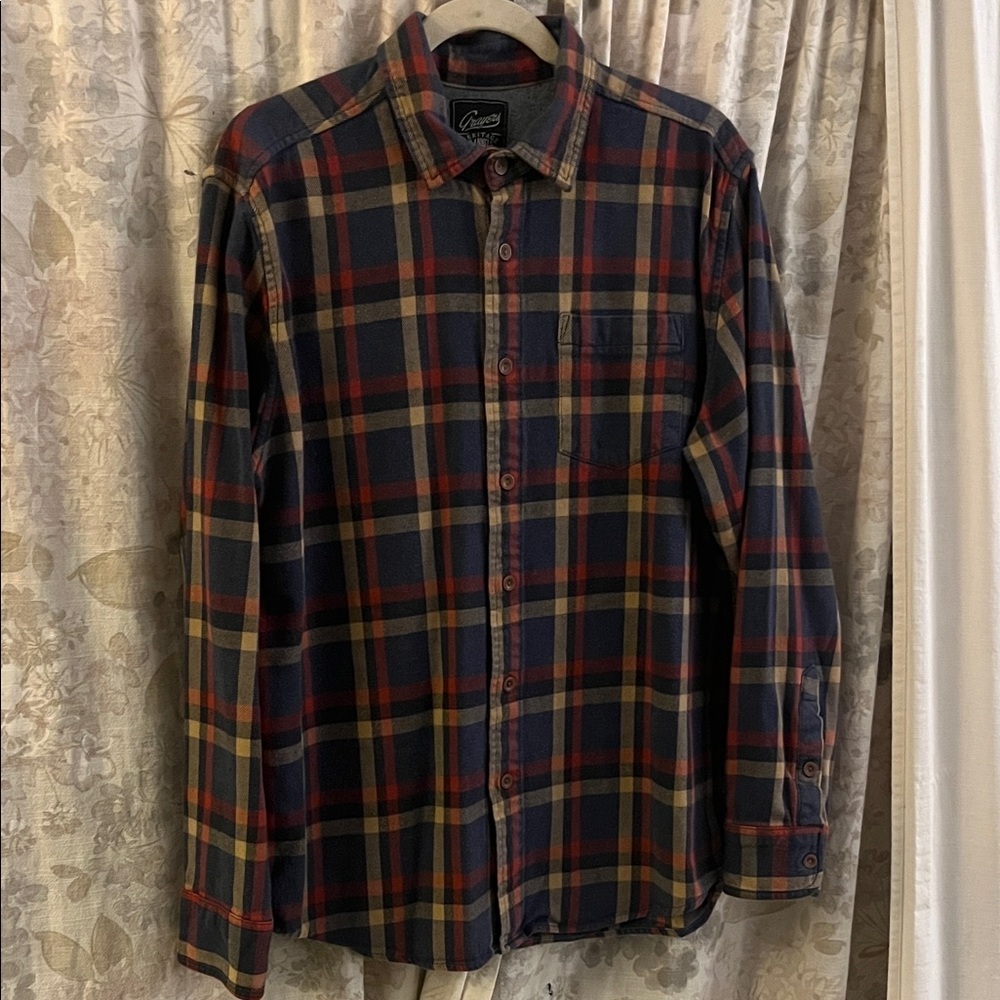 Grayers Navy Red Plaid Button Down Shirt